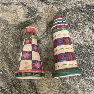 Jim shore salt and pepperLighthouse shakers